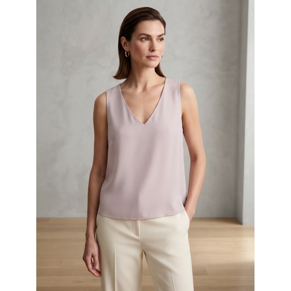 Babaton Aritzia Womens V-Neck Sleeveless Blouse Pink XS Chic Feminine Minimalist